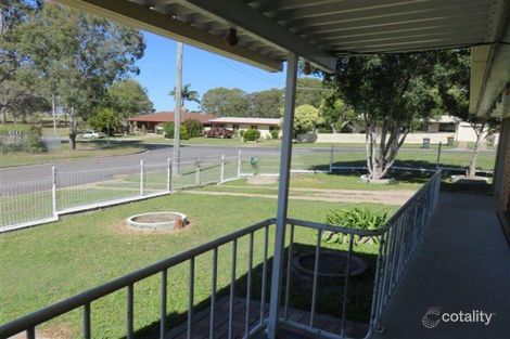 Property photo of 27 Owen Crescent Urangan QLD 4655