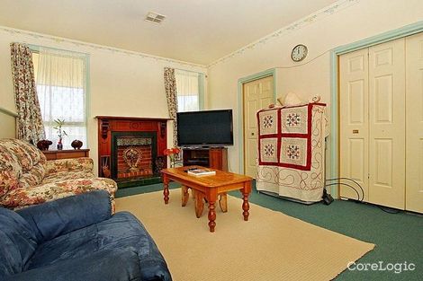 Property photo of 4 Waite Court Mill Park VIC 3082