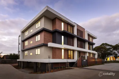 202/73 Mortlake Rd, Warrnambool, VIC 3280