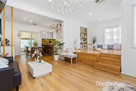 Property photo of 30 Whitesides Avenue Sunshine West VIC 3020