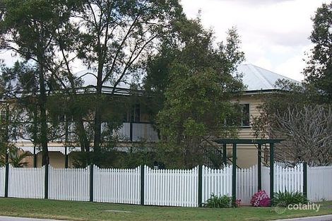 251 Verney Rd E, Graceville, QLD 4075