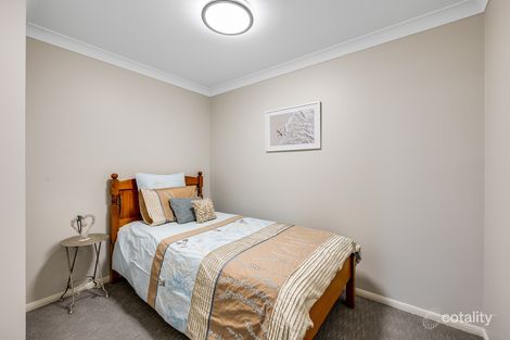 Property photo of 33 Harvey Street Mount Lofty QLD 4350