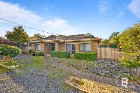 Property photo of 18 Maclean Street Ararat VIC 3377