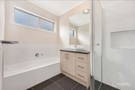 Property photo of 1B Jedda Street Bell Post Hill VIC 3215