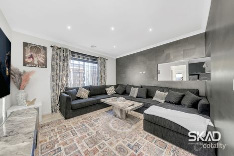Property photo of 231 Newbury Boulevard Craigieburn VIC 3064