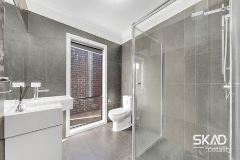Property photo of 231 Newbury Boulevard Craigieburn VIC 3064