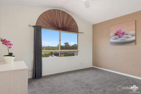 Property photo of 11 Singleton Court Helensvale QLD 4212