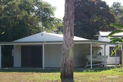 4 Jarman Ct, Seaforth, QLD 4741