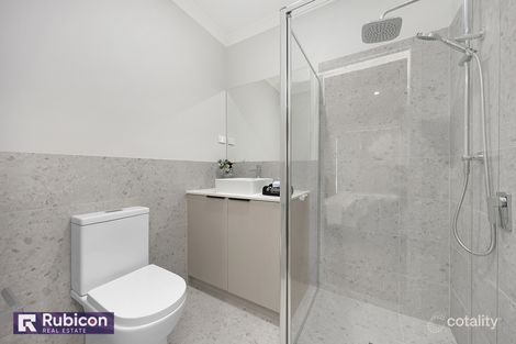 Property photo of 42 Rochford Drive Donnybrook VIC 3064