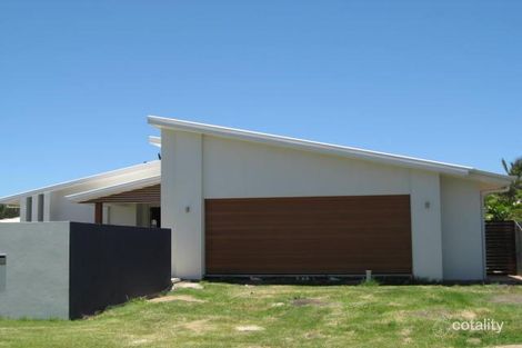 Property photo of 17 Garson Drive Bargara QLD 4670