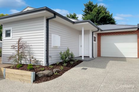 2/5 Lyell St, Gisborne, VIC 3437