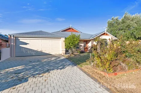 10 Rometta Way, Sinagra, WA 6065