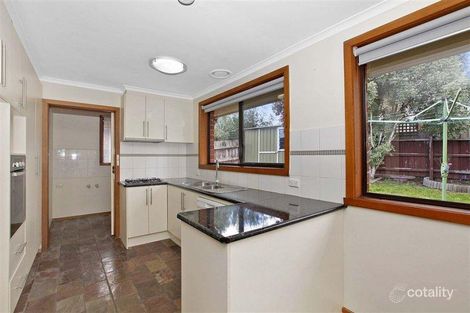 Property photo of 16 Cuthbert Drive Mill Park VIC 3082