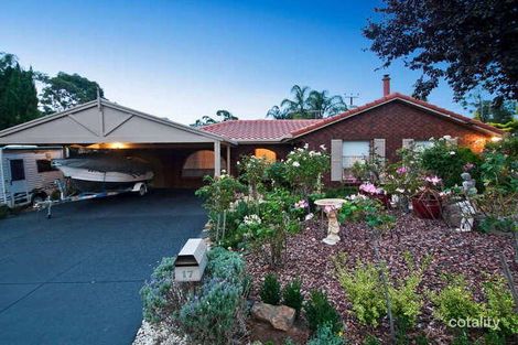 Property photo of 17 Vine Crescent Happy Valley SA 5159
