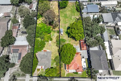 Property photo of 18 Marks Point Road Marks Point NSW 2280