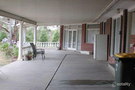 Property photo of 8 Clarke Road Yarrambat VIC 3091