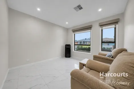 Property photo of 42 Equestria Boulevard Wollert VIC 3750