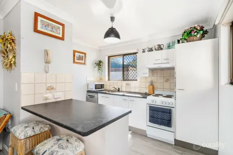 Property photo of 1/7 Meredith Street Redcliffe QLD 4020