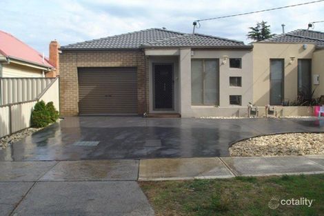 19 Pine St, Thomastown, VIC 3074