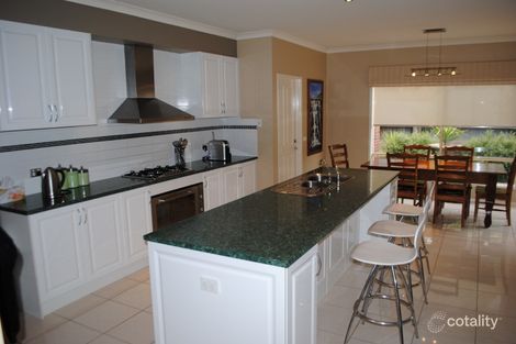 76 Barnett St, Avoca, VIC 3467