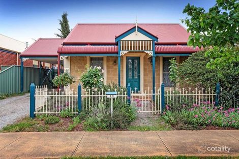 Property photo of 23 Northampton Crescent Caroline Springs VIC 3023