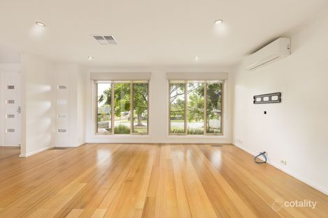 Property photo of 11 Plover Close Frankston VIC 3199