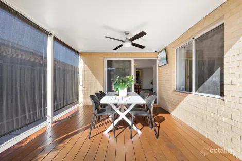 Property photo of 10 Langdon Loop Caversham WA 6055