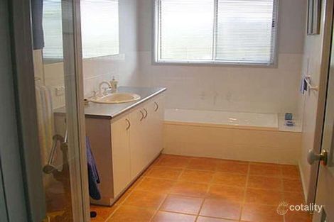Property photo of 20 Tareeda Way Ocean Grove VIC 3226