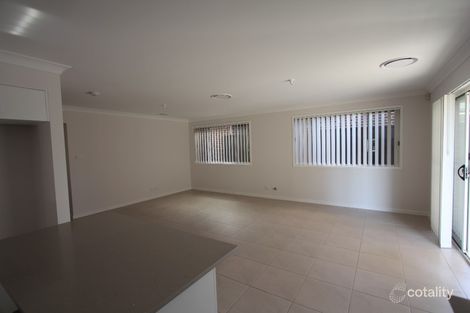 Property photo of 7 Poa Grove Denham Court NSW 2565
