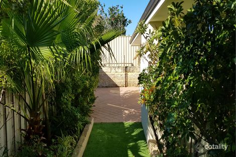 Property photo of 23 St Helena Way Iluka WA 6028
