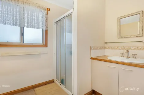 Property photo of 2/111 George Street Devonport TAS 7310