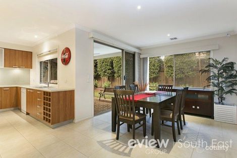 Property photo of 14 Middleton Grove Berwick VIC 3806