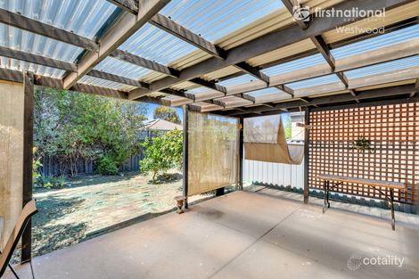 Property photo of 8 Cogley Street Manor Lakes VIC 3024
