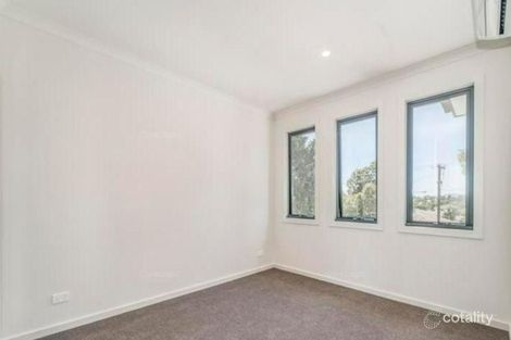 Property photo of 1/25 Simpsons Road Box Hill VIC 3128