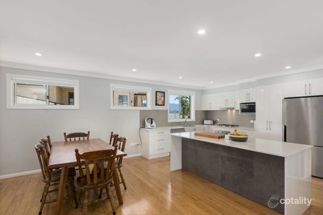Property photo of 165A Wyndarra Way Koonawarra NSW 2530