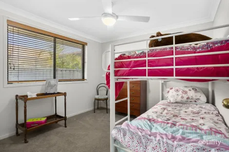 Property photo of 19 Bluehaven Drive Old Bar NSW 2430