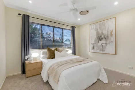 Property photo of 1 Widgee Place Chapel Hill QLD 4069