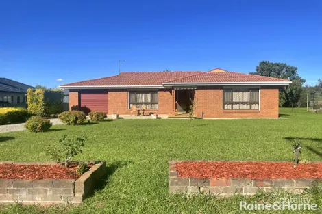 Property photo of 4 Willawong Street Young NSW 2594