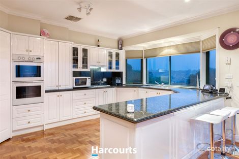 Property photo of 31 Kramer Drive Berwick VIC 3806