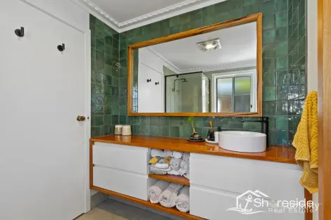 Property photo of 3 Point Road Kalimna VIC 3909