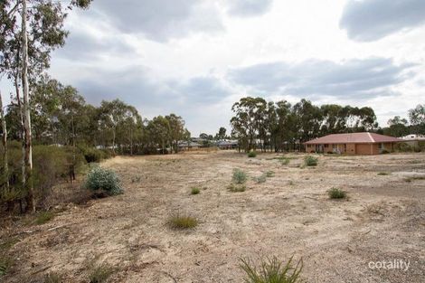 Property photo of 8B Braeside Drive Junortoun VIC 3551