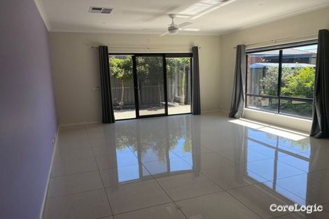 Property photo of 42 Baronial Way Craigieburn VIC 3064