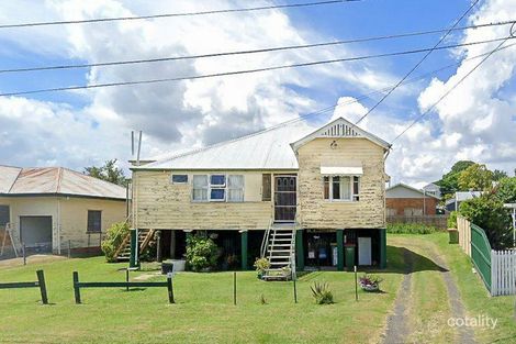 39 Railway St, Booval, QLD 4304