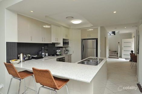 1/6 Deodar Dr, Burleigh Heads, QLD 4220