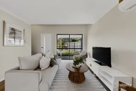 Property photo of 2/11 Camlan Place Ormeau QLD 4208