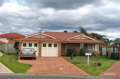 16 Fenech Pl, Quakers Hill, NSW 2763