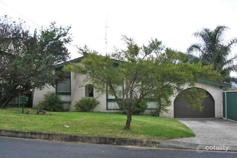 2 Gentles Ave, Dapto, NSW 2530