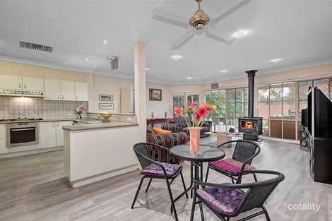 Property photo of 20 Pine Avenue Briar Hill VIC 3088