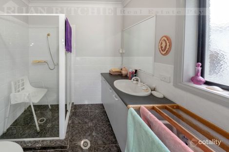 Property photo of 25 Jacob Crescent Glenroy NSW 2640