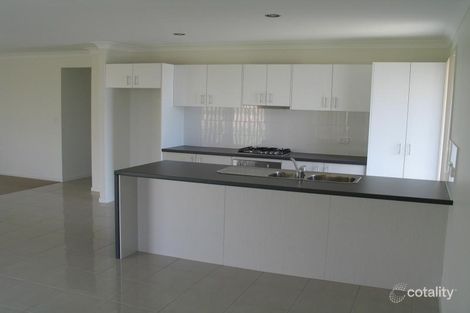 Property photo of 27 Discovery Drive Orange NSW 2800